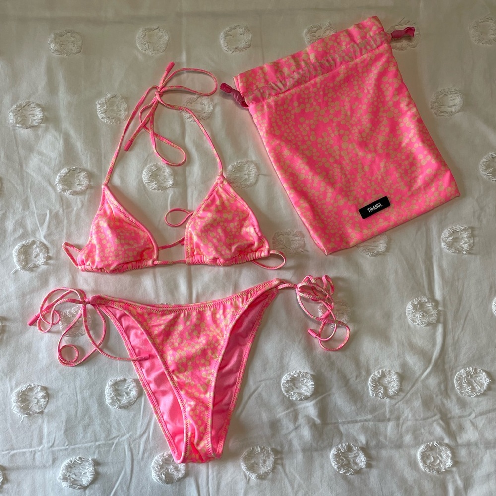 triangl bikini